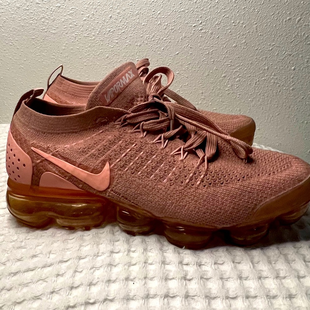 Nike number 8